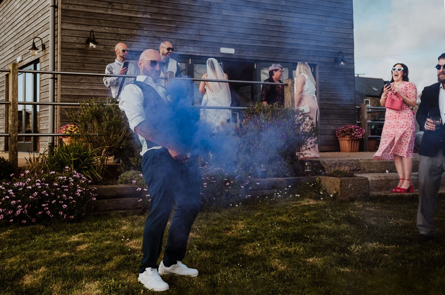 weddingphotographer_cornwall_stennackfarm_sa_49.jpg