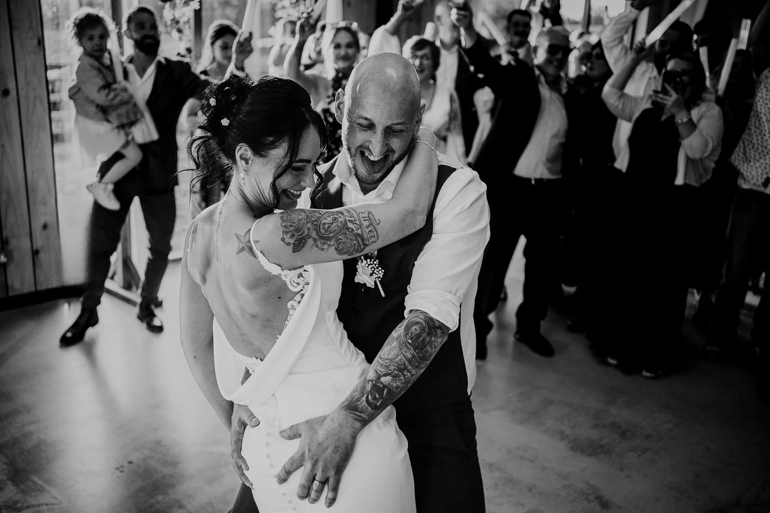 weddingphotographer_cornwall_stennackfarm_sa_52.jpg