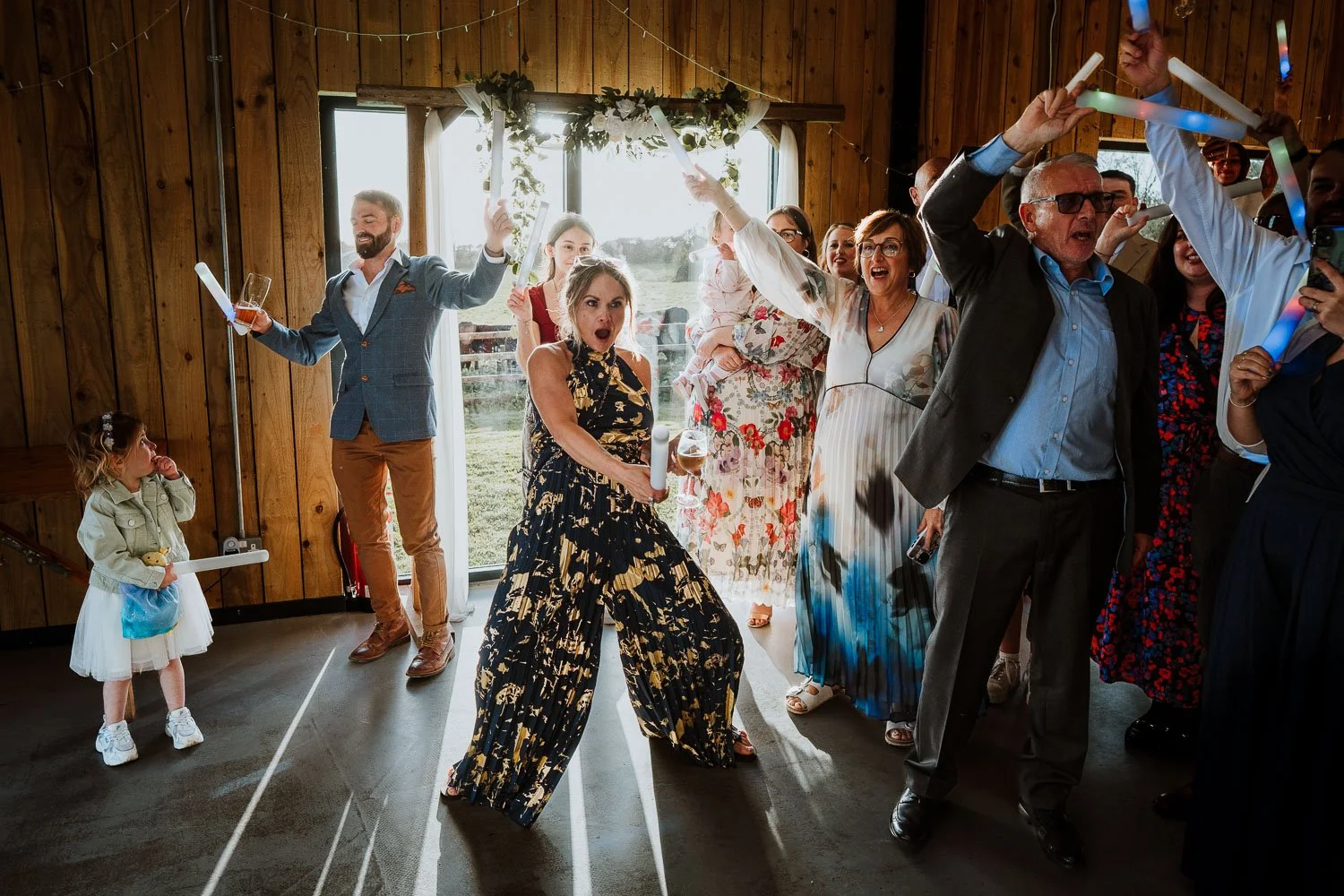 weddingphotographer_cornwall_stennackfarm_sa_56.jpg