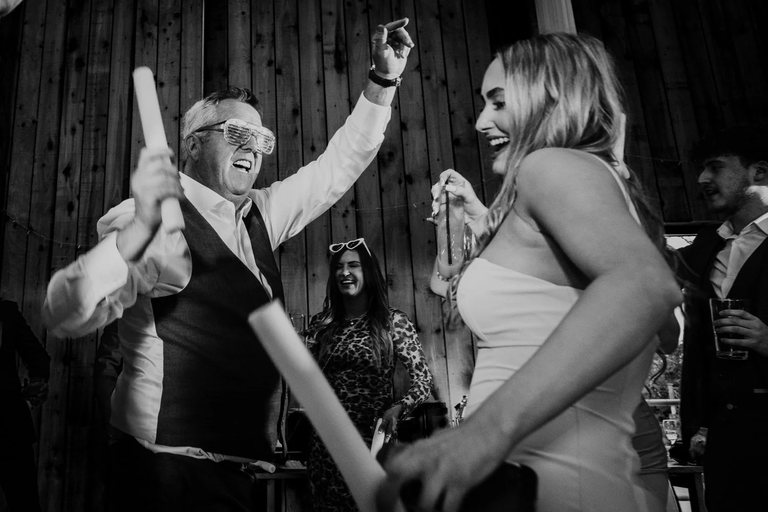 weddingphotographer_cornwall_stennackfarm_sa_59.jpg