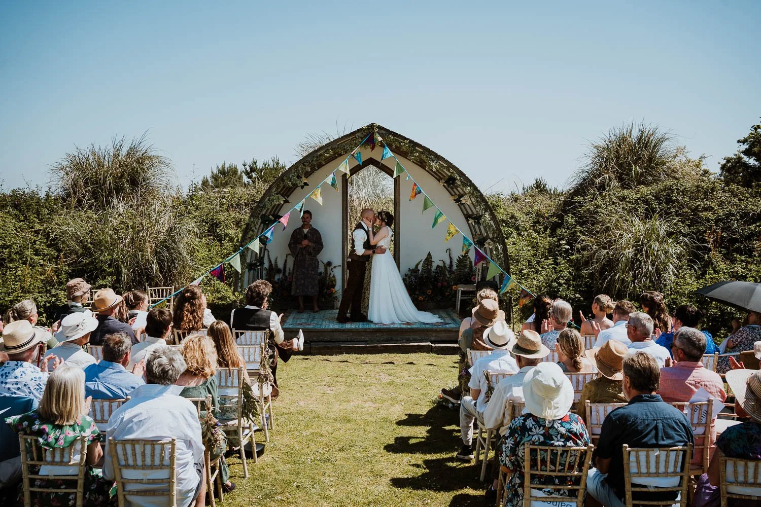ca_wedding_ecopark_porthtowan_17.jpg