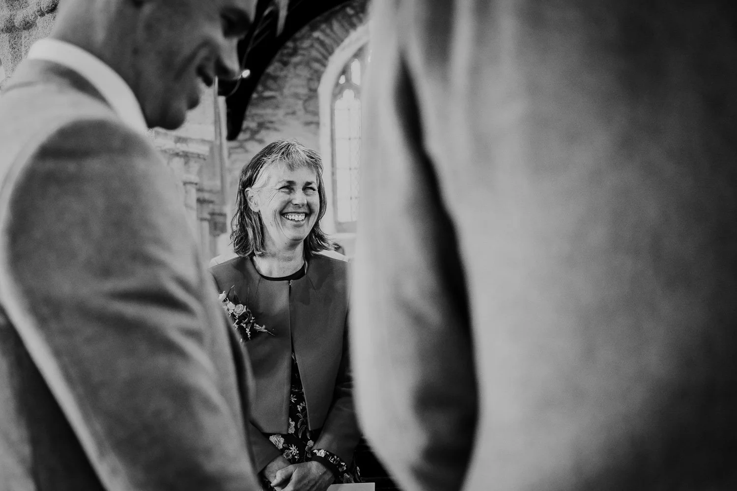 ja_weddingphotographer_cornwall_beaconcrag_18.jpg