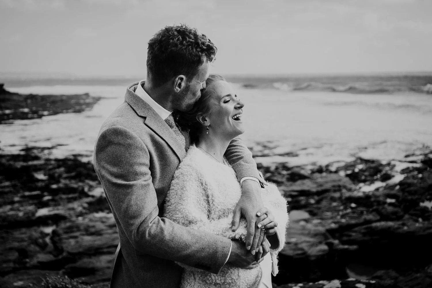 ja_weddingphotographer_cornwall_beaconcrag_43.jpg