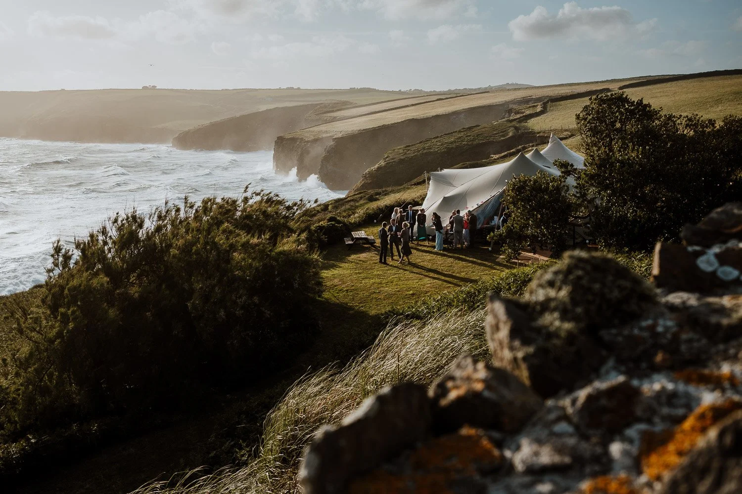 ja_weddingphotographer_cornwall_beaconcrag_46.jpg