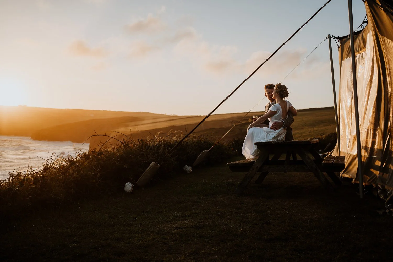 ja_weddingphotographer_cornwall_beaconcrag_50.jpg