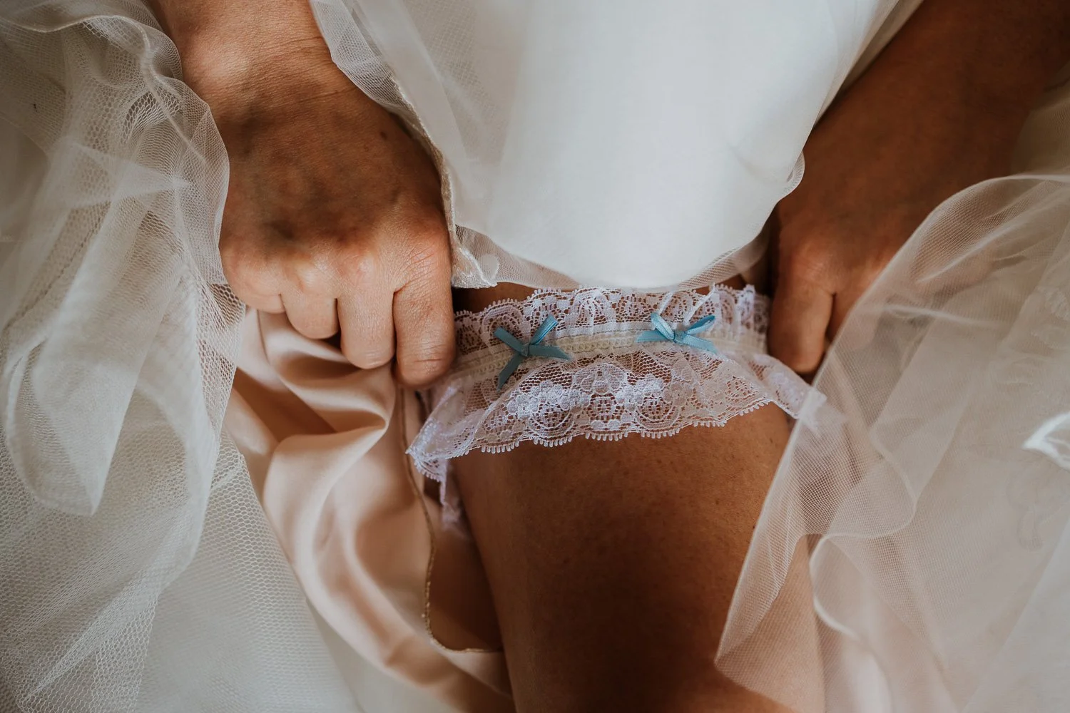 aa_wedding_huntshamcourt_10.jpg