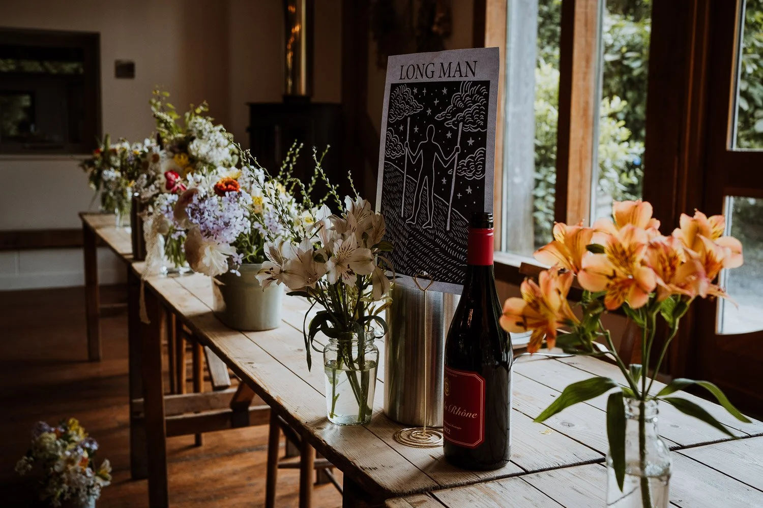 A rustic wedding decoration photo.  