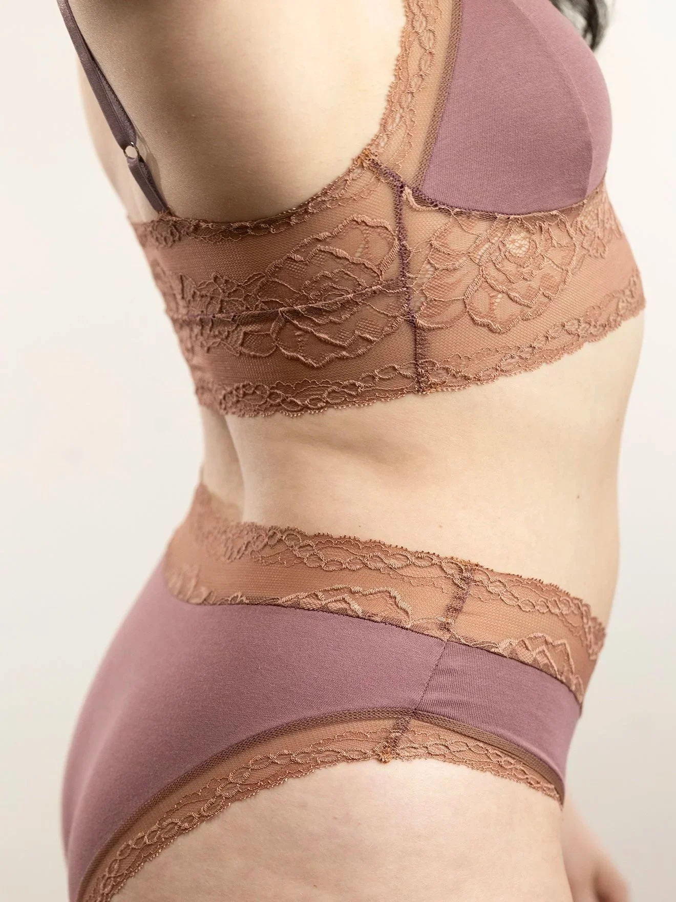 bamboo_pink_lingerie_close_side.jpg