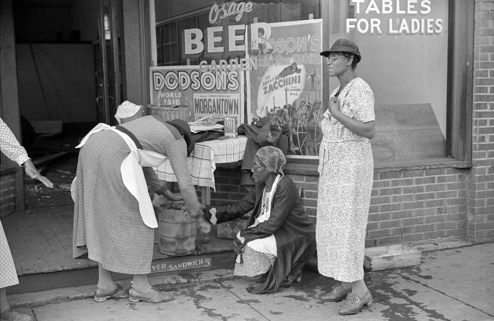 Making ice cream to sell on payday, Osage, West Virginia, Courtesy of the Library of Congress