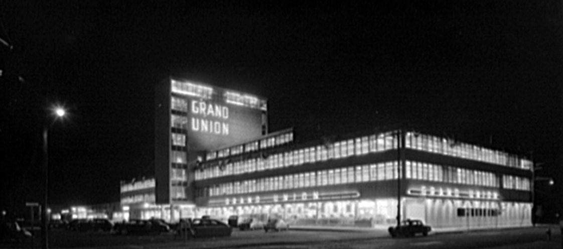 Grand Union Supermarket, 1952, Courtesy of the Library of Congress