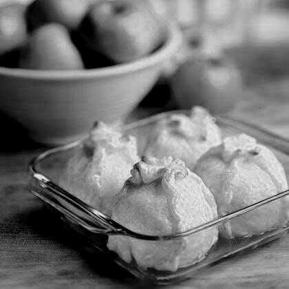 (Images courtesy of williams-sonoma.com )