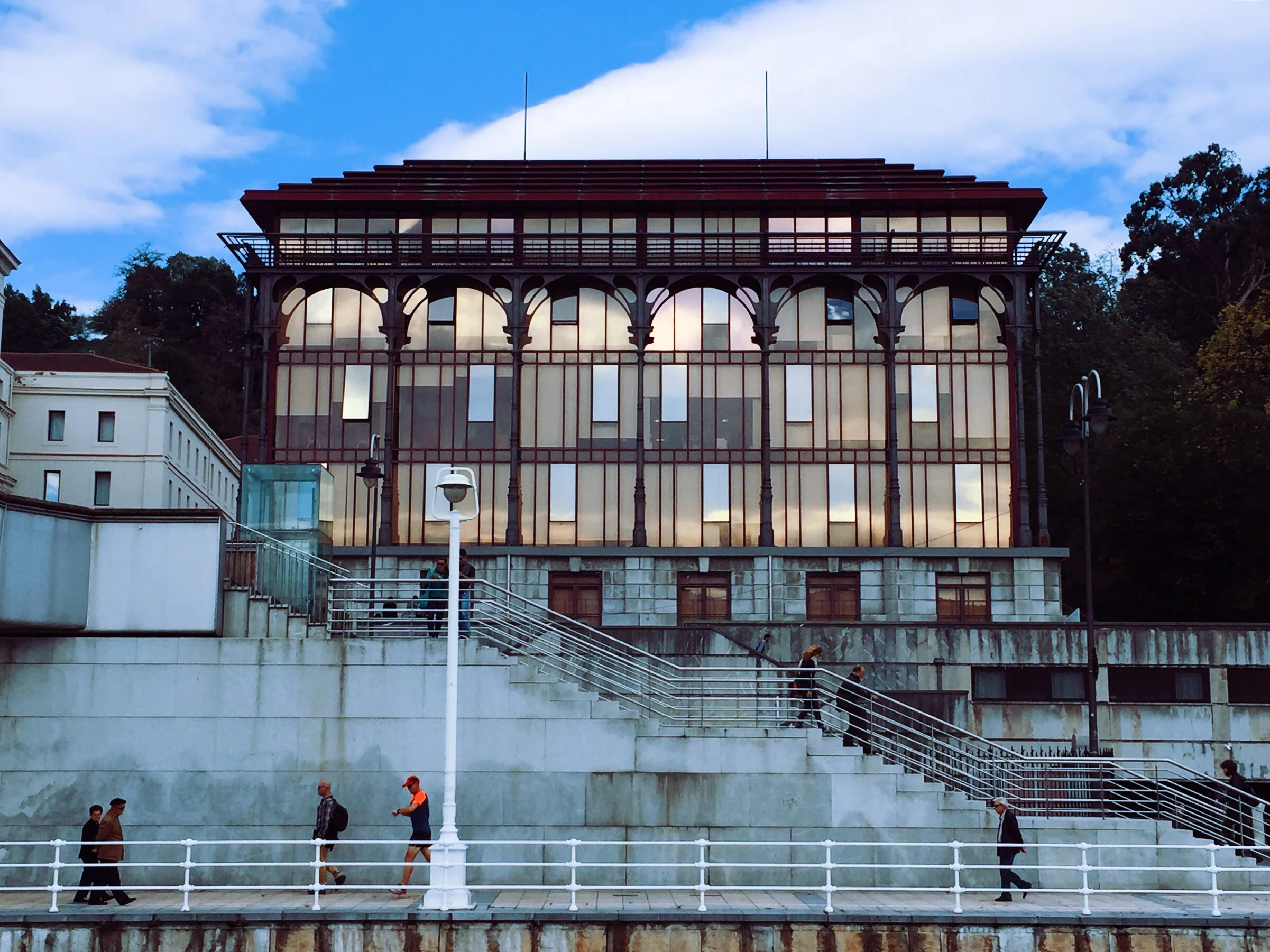 Beautiful uni building on the river.