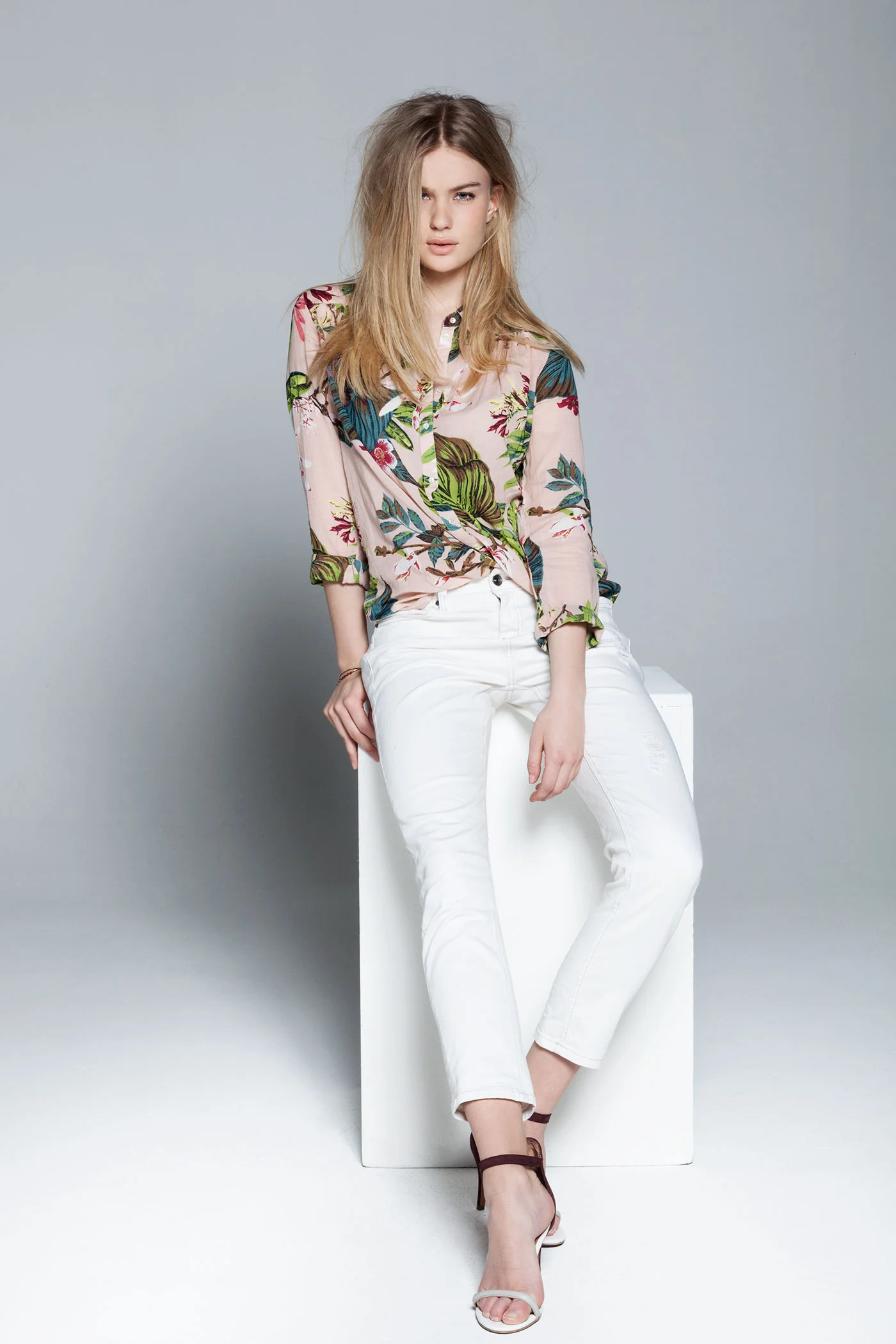 fig. 8. Blouse (photo: 10FEET)