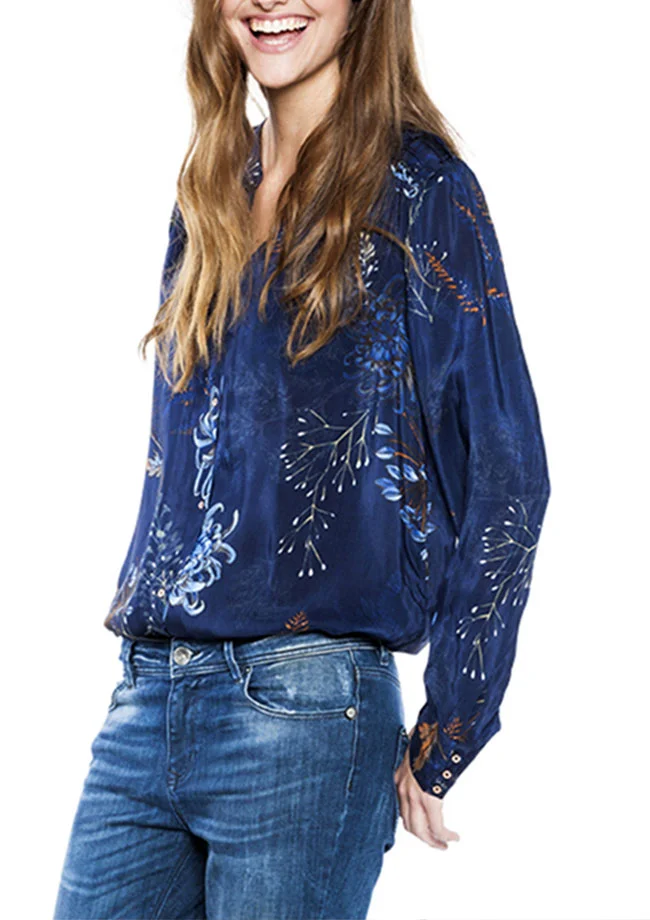 10FEET_shirt_AW16_La_Scarlatte.jpg
