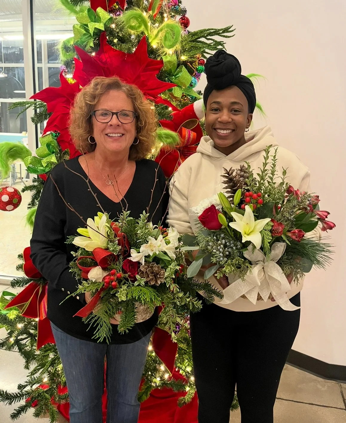 Boughs and Blooms: Holiday Floral Arranging at the Foundry