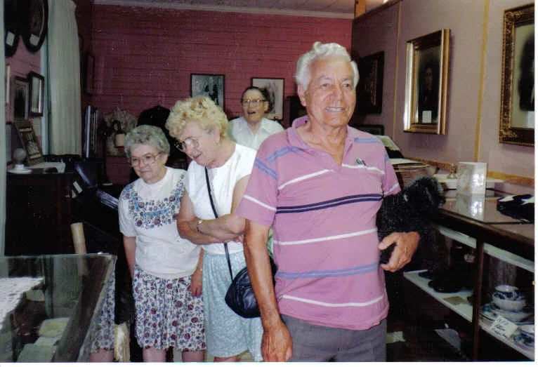 millie sophie hubert oiva.jpg