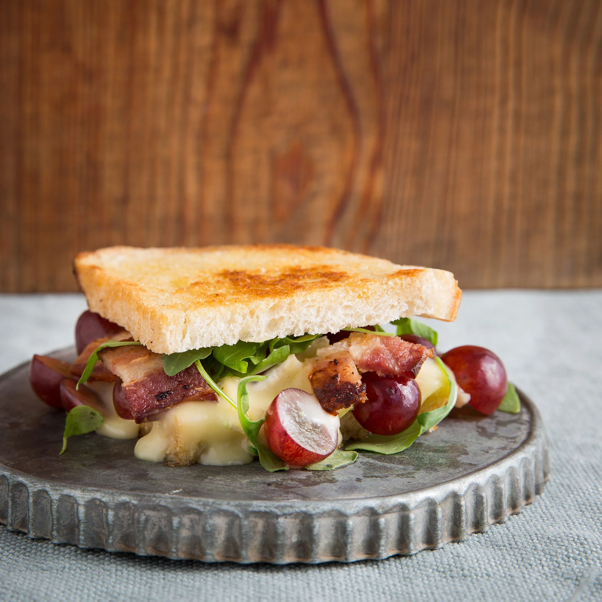 BRIE-AND-CHILEAN-GRAPES-GRILLED-CHEESE-SANDWICH-.jpg