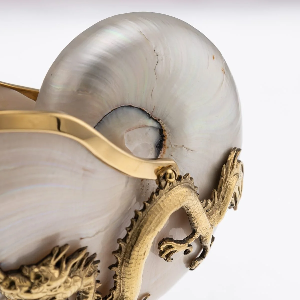 PUSHKINS.COM - J11904 - ANTIQUE 19thC CHINESE GILT SOLID SILVER MOUNTED NAUTILUS SHELL CENTREPIECE - 12.jpg