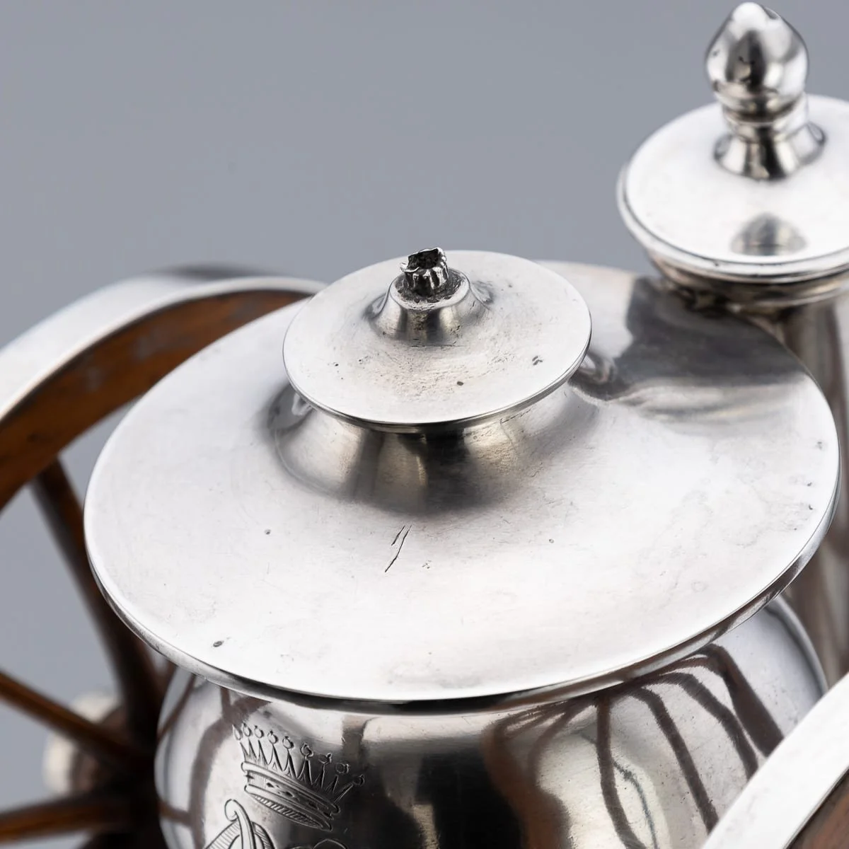 PUSHKINS.COM - J11498 - ANTIQUE 19thC NOVELTY SOLID SILVER TABLE LIGHTER BY E H. STOCKWELL c.1870 - 11.jpg