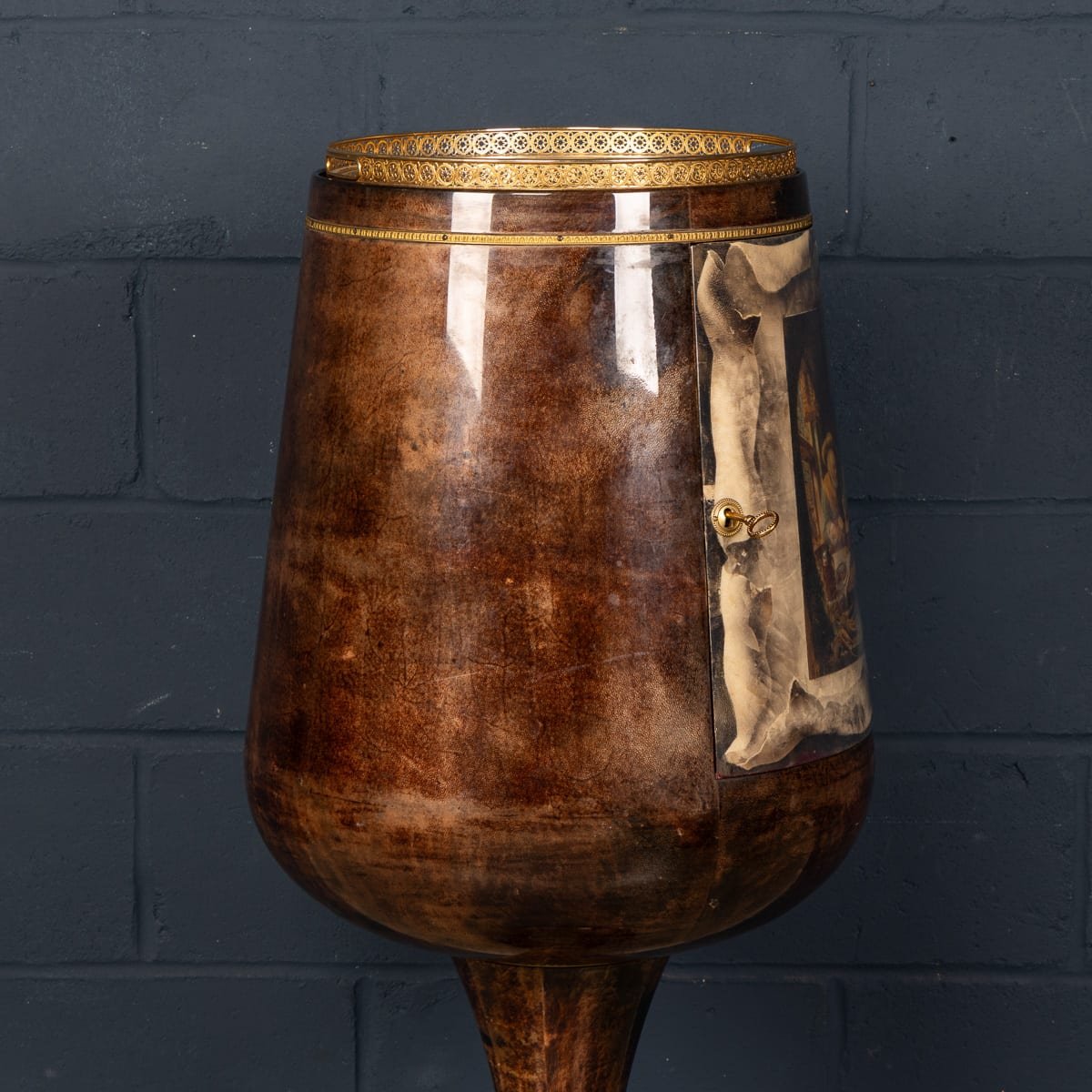 PUSHKINS.COM - B11864 - VINTAGE 20thC ITALIAN ILLUMINATING LACQUERED PARCHMENT BAR CABINET BY ALDO TURA - 35.jpg