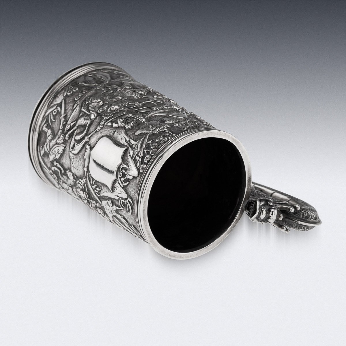 PUSHKINS.COM - A11058 - ANTIQUE 19thC RARE CHINESE EXPORT SOLID SILVER DRAGON MUG, BAO JI c.1870 - 09.jpg