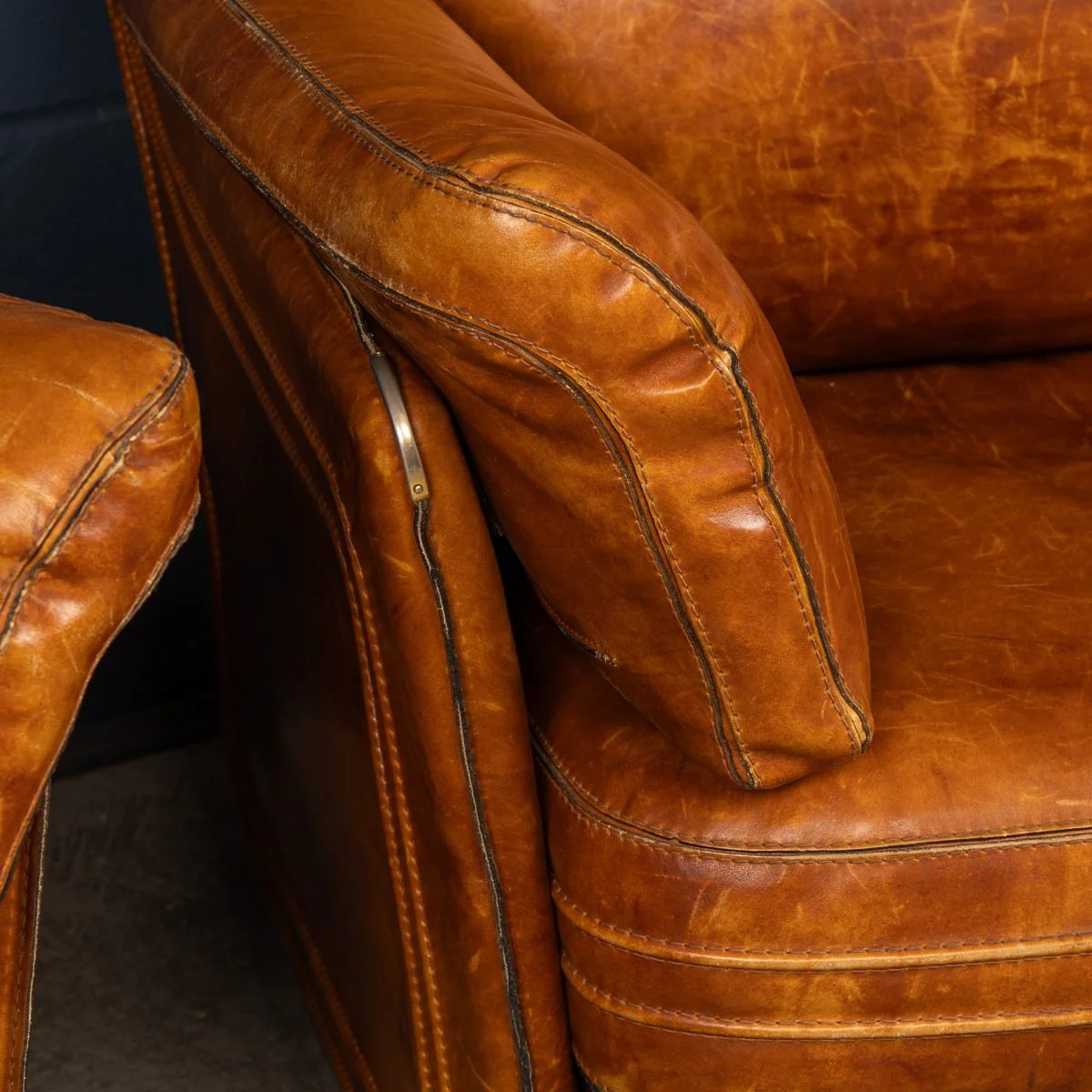 PUSHKINS.COM - B11839 - VINTAGE 20thC FRENCH PAIR OF LEATHER ARMCHAIRS IN THE MANNER OF ROCHE BOBOIS - 23.jpg