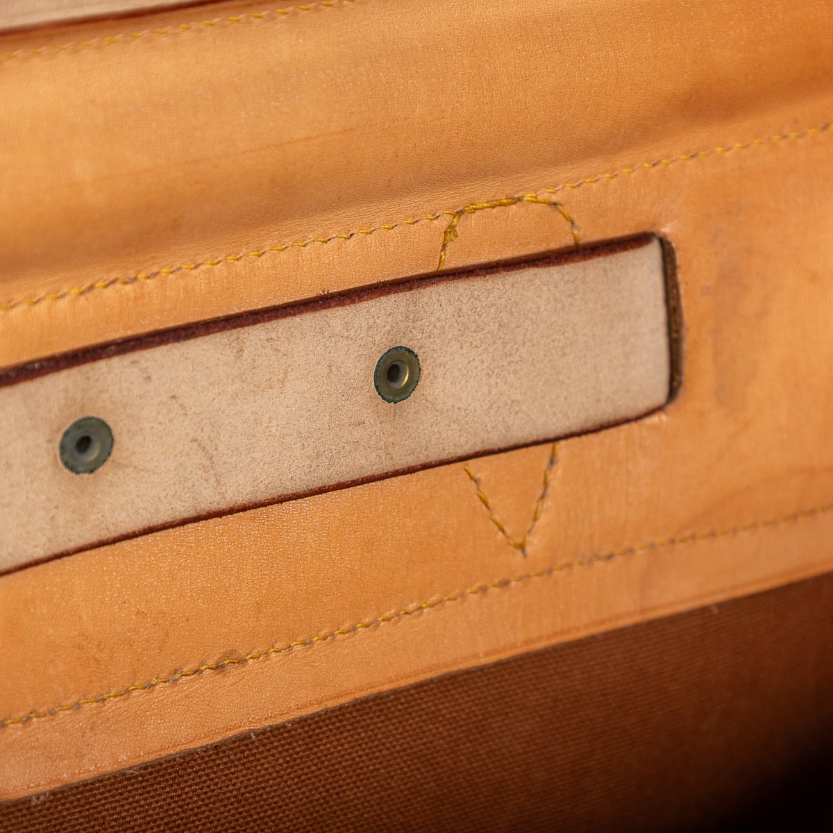 PUSHKINS.COM - 20thC LOUIS VUITTON STEAMER 35 BAG IN MONOGRAM CANVAS, MADE IN FRANCE - 8.jpg