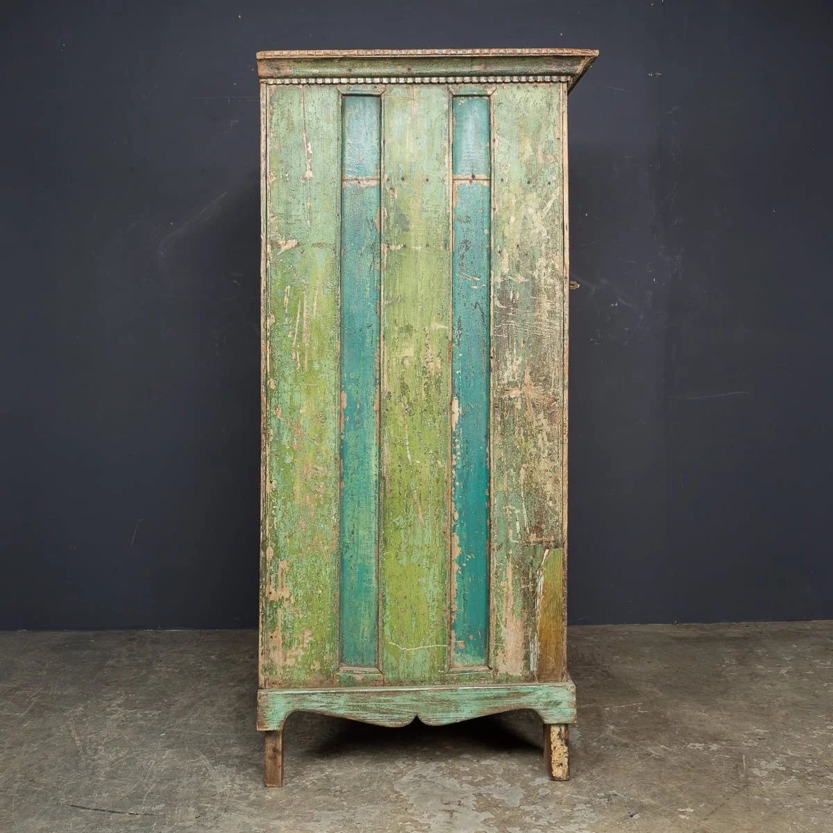 PUSHKINS.COM - ANTIQUE 20thC INDIAN RUSTIC WOODEN CUPBOARD c.1920 - 6.jpg