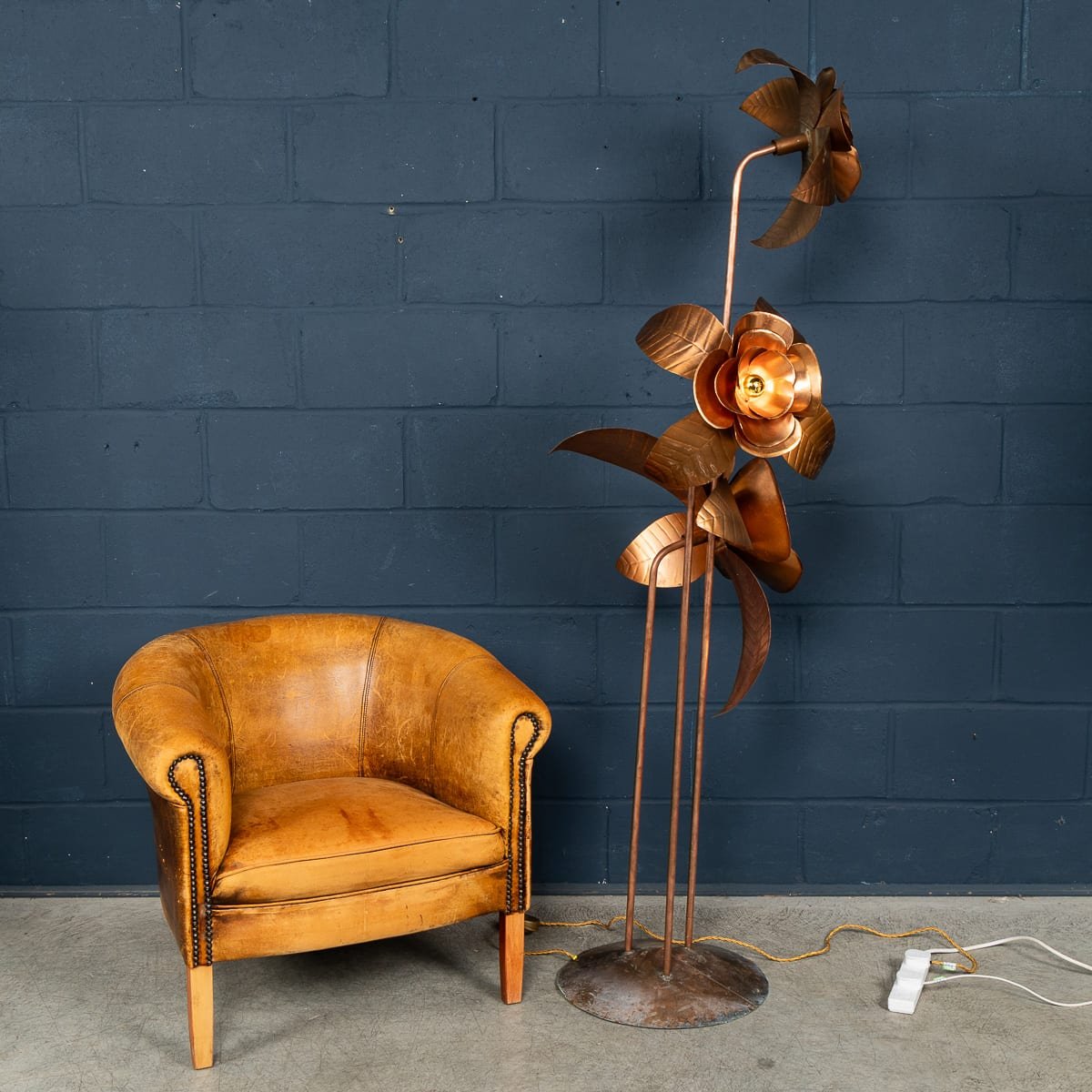 PUSHKINS.COM - B12009 - VINTAGE 20thC ITALIAN BRASS FLORAL FLOOR LAMP c.1970 - 06.jpg