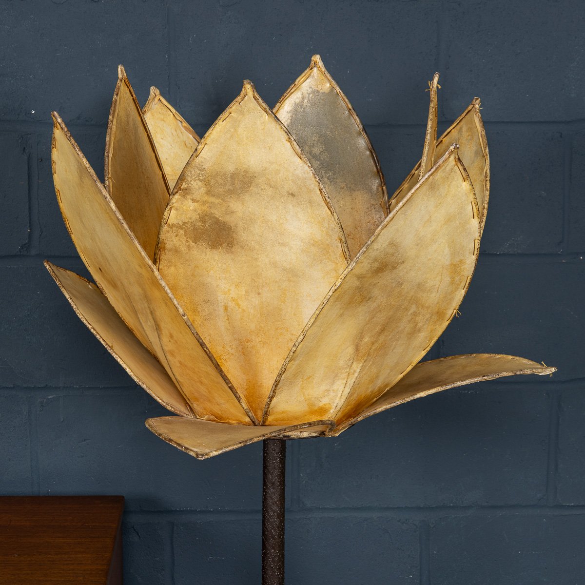 PUSHKINS.COM - B11418 - 20thC ITALIAN 'LOTUS FLOWER' FLOOR LAMP WITH VELLUM SHADE c.1970 - 05.jpg