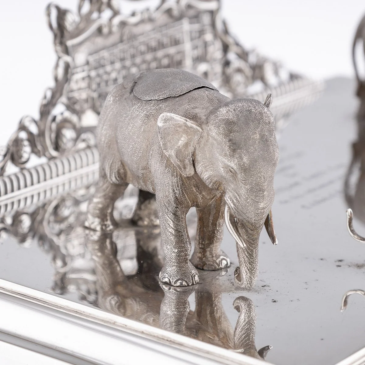 PUSHKINS.COM - A11066 - ANTIQUE 20thC INDIAN SOLID SILVER INKWELL & POCKET WATCH DESK SET,HAMILTON & CO c.1908 - 20.jpg