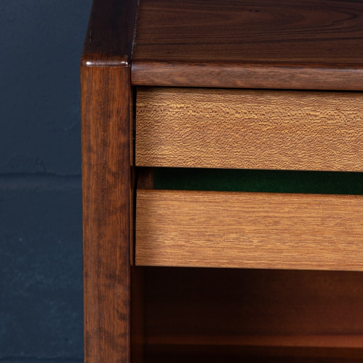 PUSHKINS.COM - B11243 - 20thC DANISH ROSEWOOD SIDEBOARD BY SKOVBY MØBELFABRIK A:S c.1960 - 26.jpg