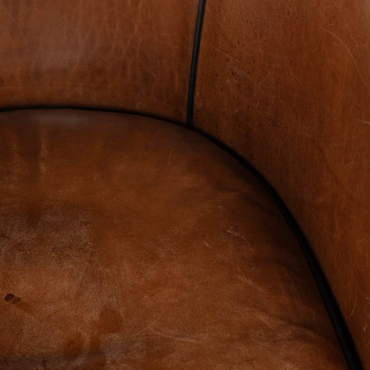 PUSHKINS.COM - B11463 - A PAIR OF 20thC DUTCH SHEEPSKIN LEATHER TUB CHAIRS - 14.jpg