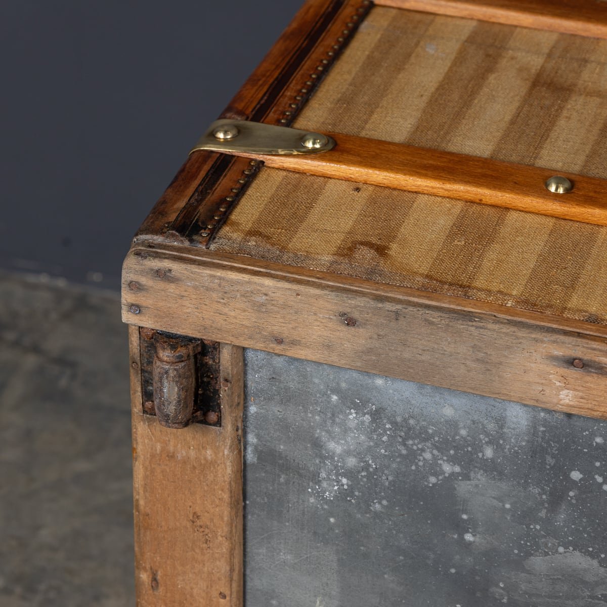 PUSHKIN'S - ANTIQUE 19thC LOUIS VUITTON COURIER TRUNK, FRANCE c.1872 - 15.jpg