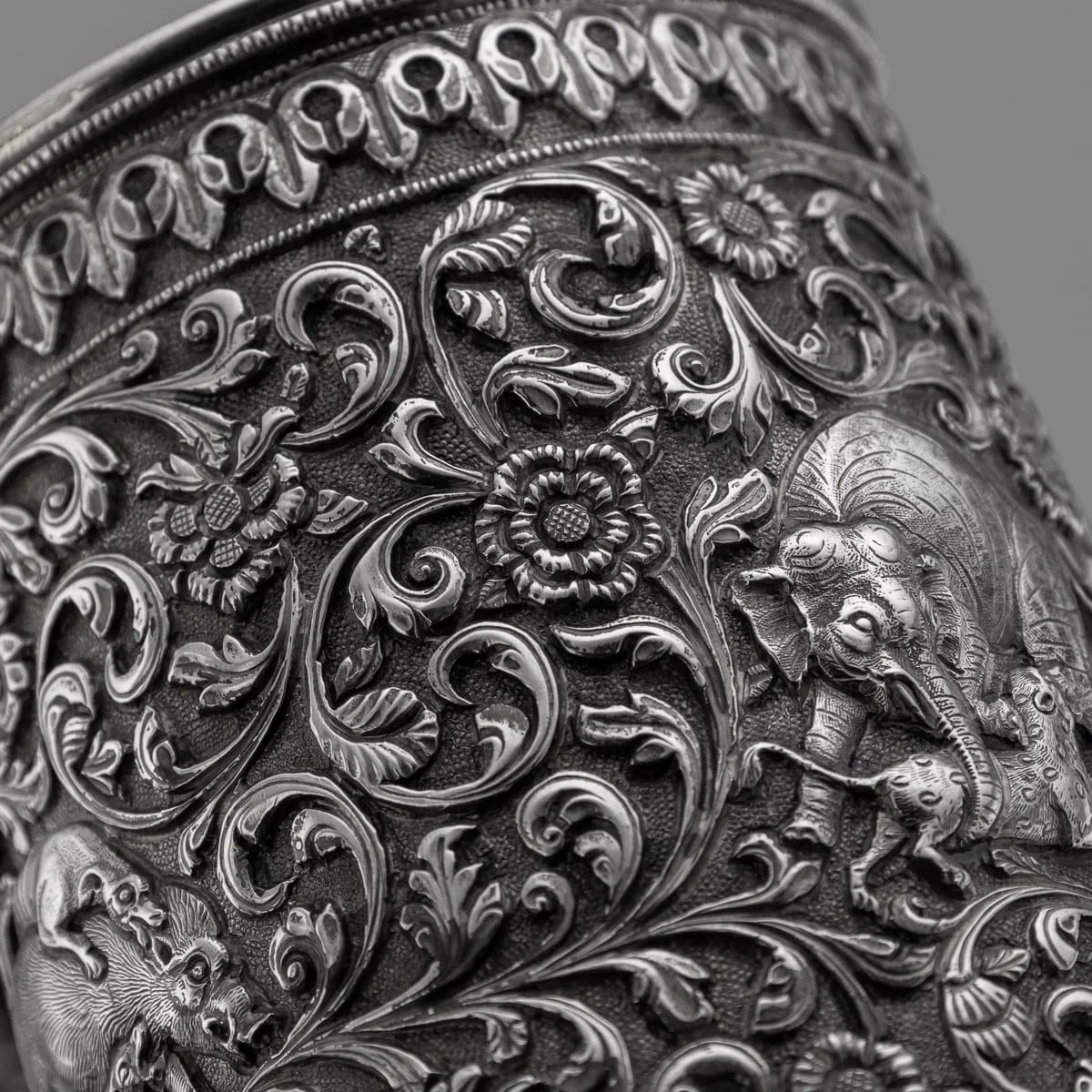 PUSHKINS.COM - A00231 - ANTIQUE 19thC INDIAN KUTCH SOLID SILVER MUG, OOMERSI MAWJI, BHUJ c.1890 -15.jpg