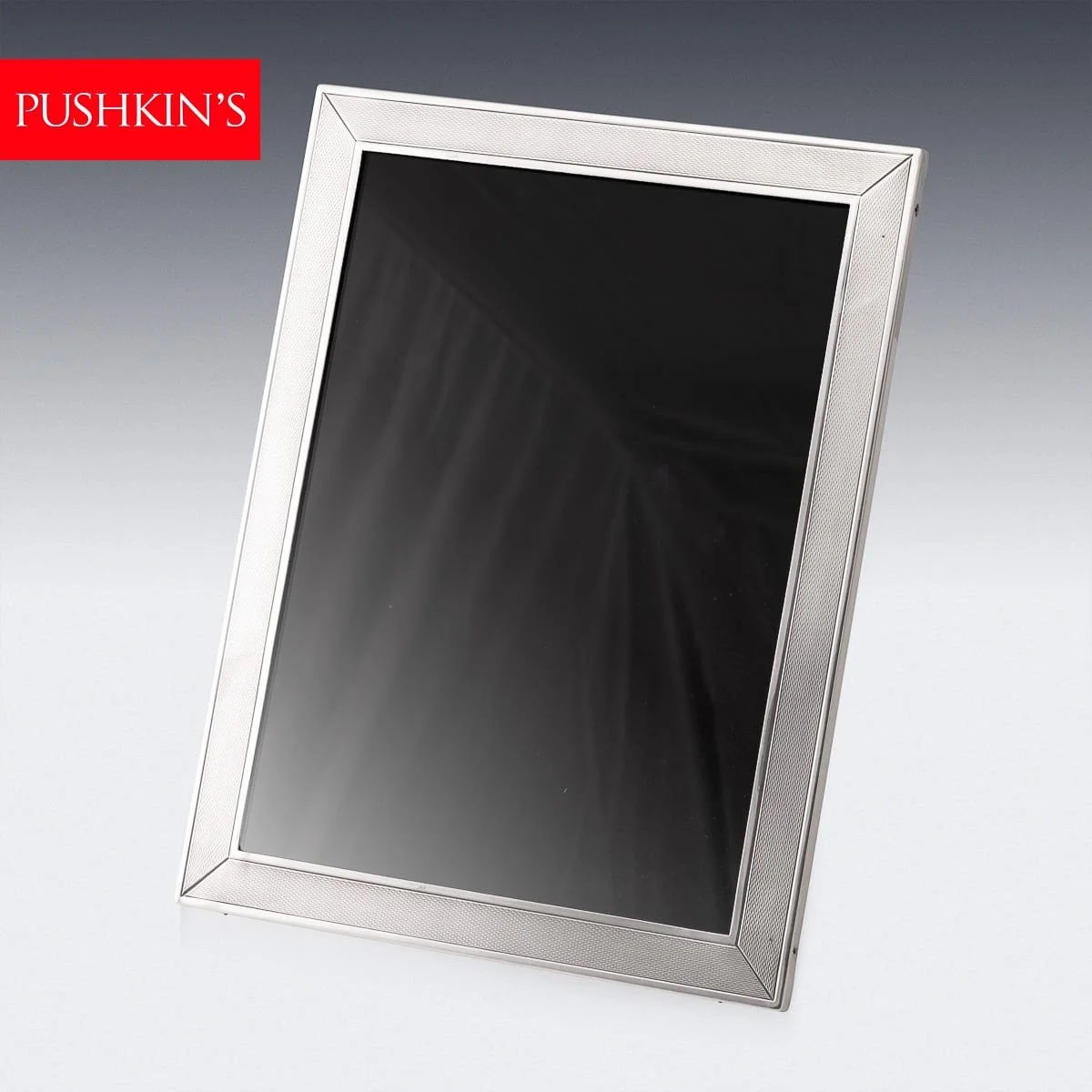 PUSHKINS.COM - D11890 - VINTAGE 20thC SOLID SILVER PHOTOGRAPH FRAME BY INDUSTRIA ARGENTINA - 02.jpg