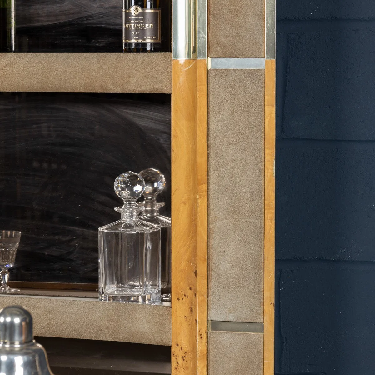 PUSHKINS.COM - B11467 - VINTAGE 20thC ITALIAN STANDING WET BAR BY WILLY RIZZO c.1970 - 24.jpg
