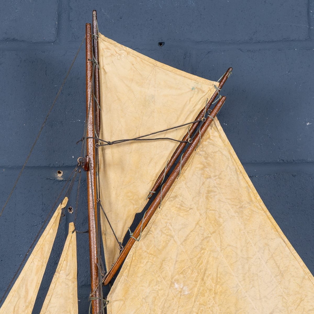 PUSHKINS.COM - B12033 - VINTAGE 20thC ENGLISH CARVED HULL POND YACHT c.1930 - 27.jpg