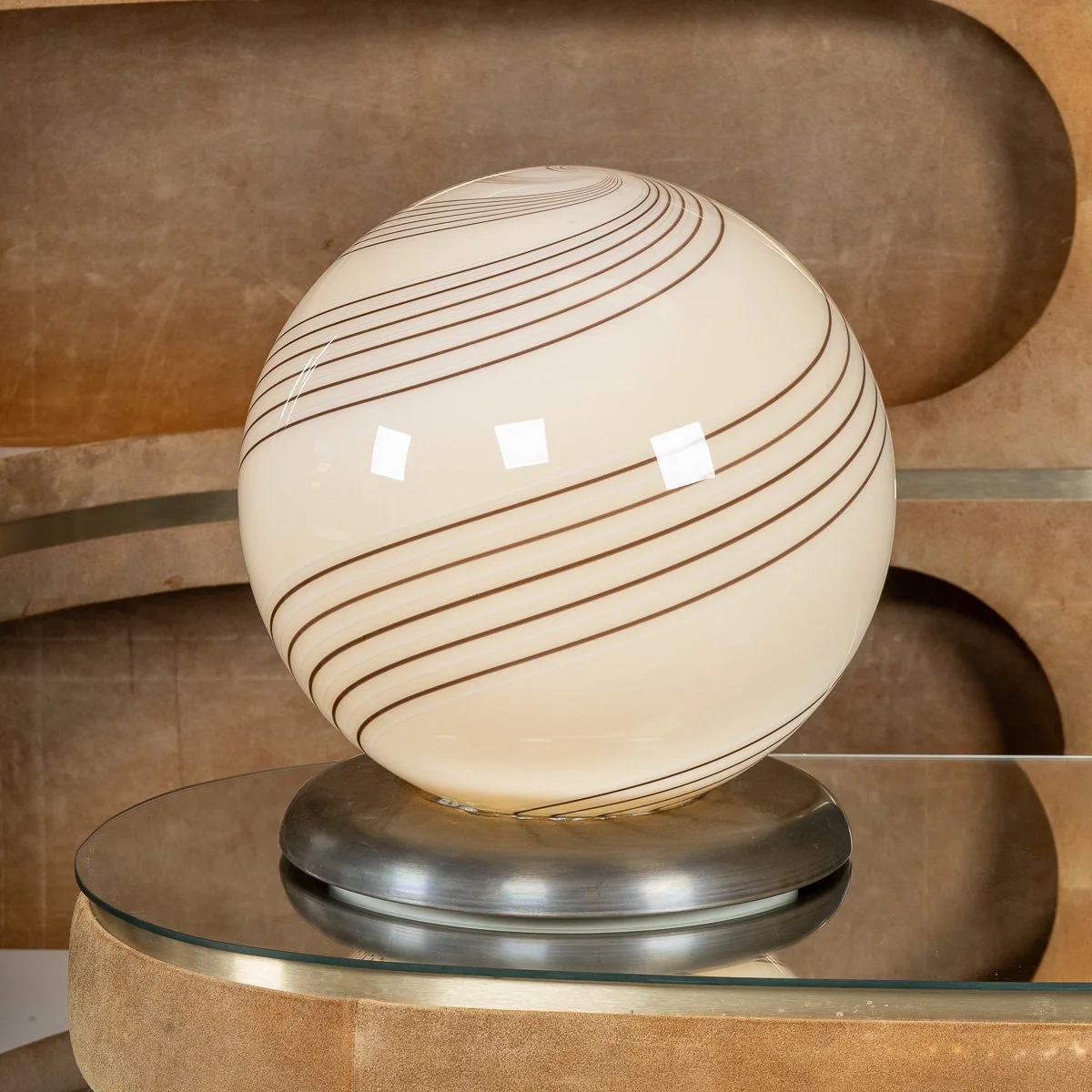 PUSHKINS.COM - B11460 - VINTAGE 20thC CREAM GLASS MURANO SIDE LAMP, MADE IN VENICE c.1980 - 04.jpg