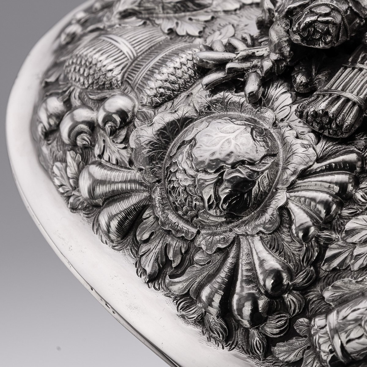 PUSHKINS.COM - B00060 - ANTIQUE 19thC GEORGIAN SOLID SILVER SOUP TUREEN BY EDWARD FARRELL, LONDON c.1823 - 15.jpg