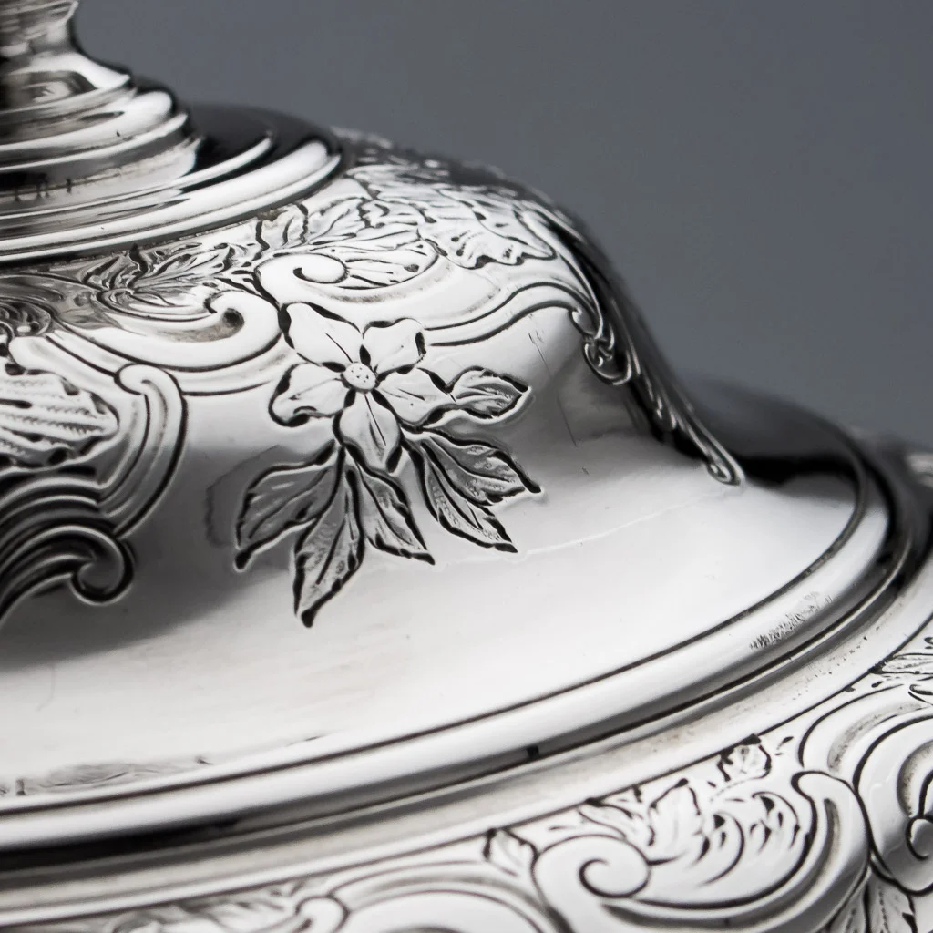 ANTIQUE 18thC RARE GEORGIAN SOLID SILVER TWIN HANDLED CUP & COVER, LONDON c.1717-09.jpg