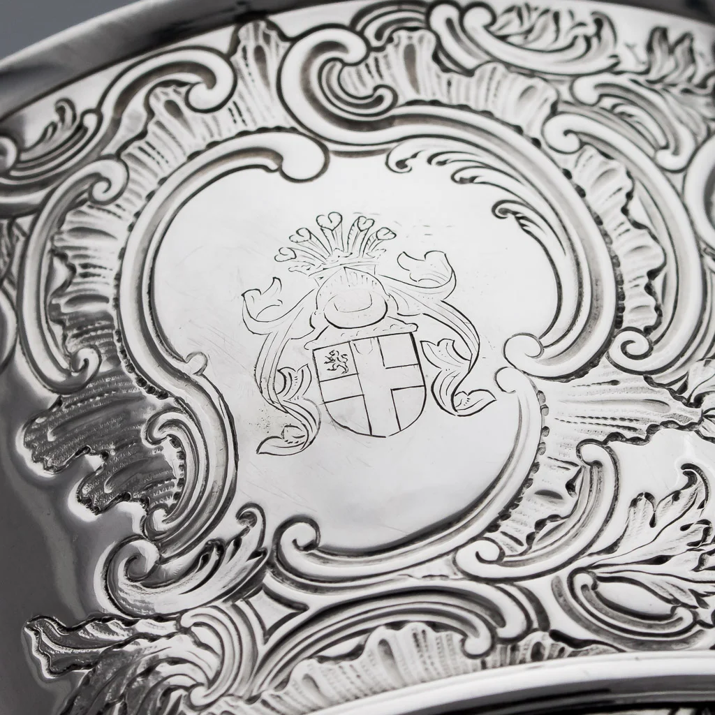 ANTIQUE 18thC RARE GEORGIAN SOLID SILVER TWIN HANDLED CUP & COVER, LONDON c.1717-12.jpg