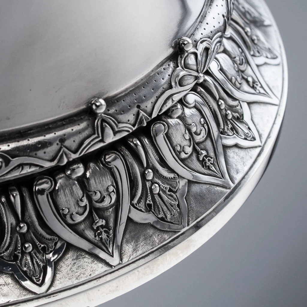 ANTIQUE 19THC VICTORIAN MONUMENTAL SOLID SILVER FIGURAL FLAGON C.1868-16.jpg