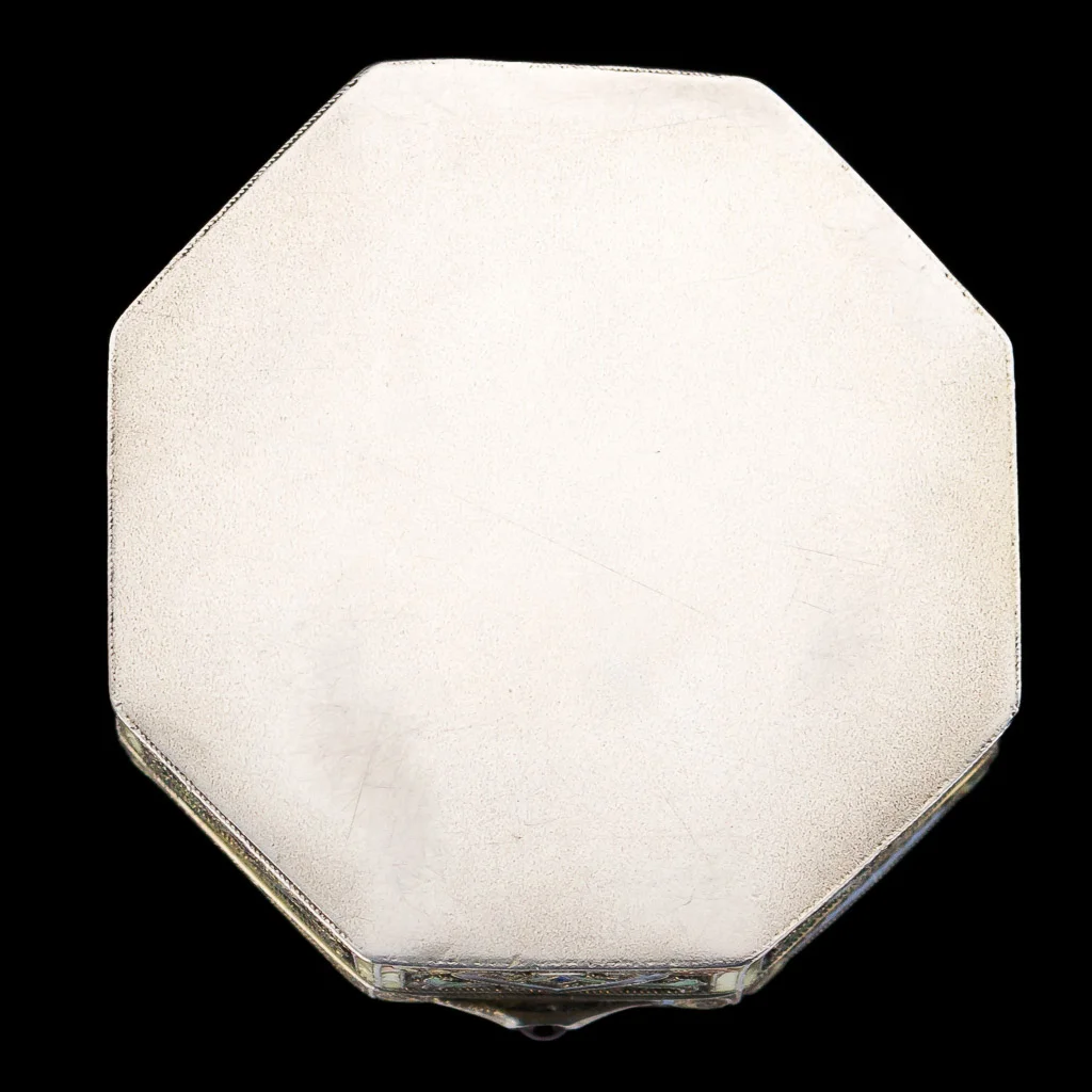 Pushkin Antiques - ANTIQUE 20thC RUSSIAN 11 ARTEL SOLID SILVER & ENAMEL SNUFF BOX c.1910-04.jpg