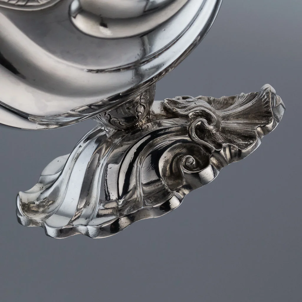 ANTIQUE 18THC GEORGIAN PAIR OF SOLID SILVER SAUCE BOATS, ROBERT ALBIN COX C.1752_14.jpg
