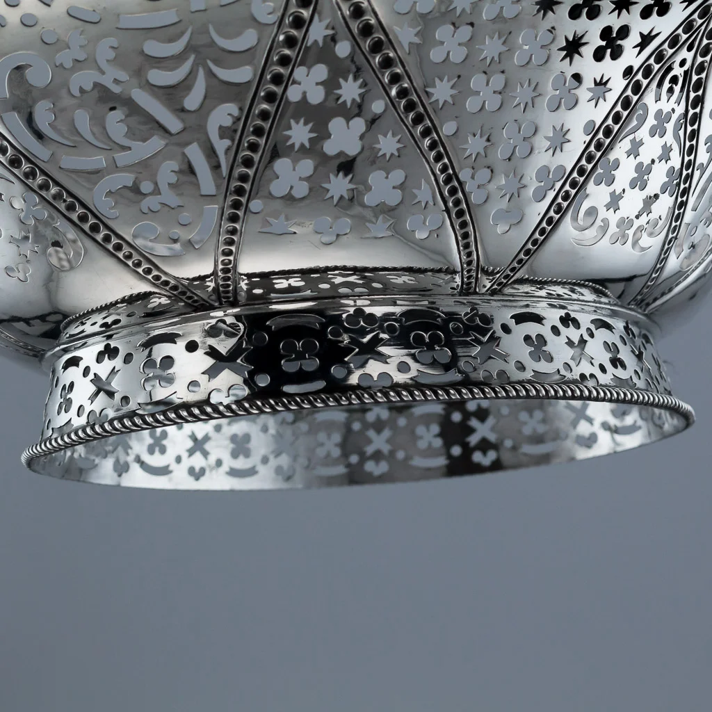 ANTIQUE 18thC GEORGIAN SOLID SILVER CAKE BASKET, ELIZABETH ALDRIDGE c1765-13.jpg
