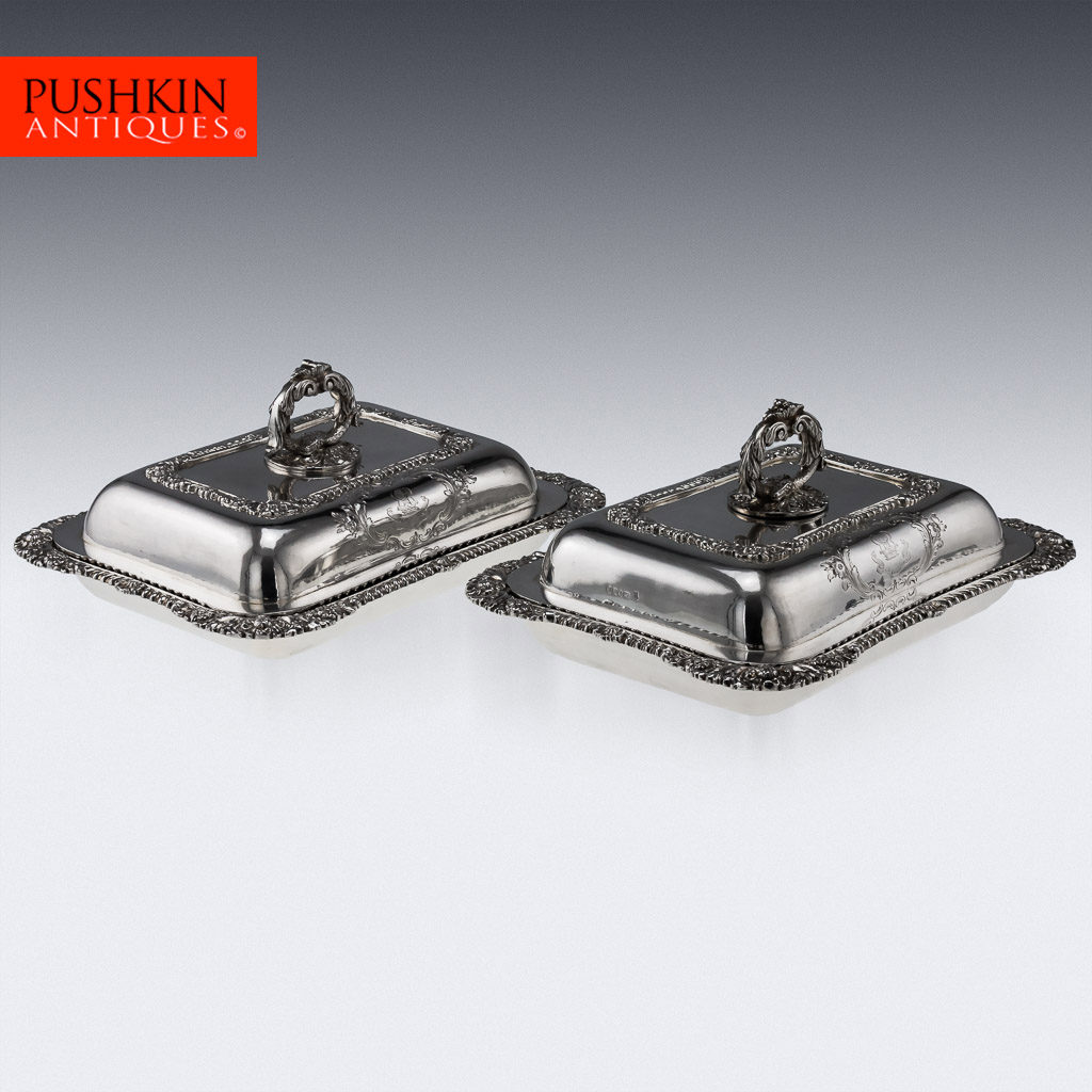 ANTIQUE 19thC GEORGIAN SOLID SILVER PAIR OF ENTREE DISHES & COVERS, LONDON c1818.jpg