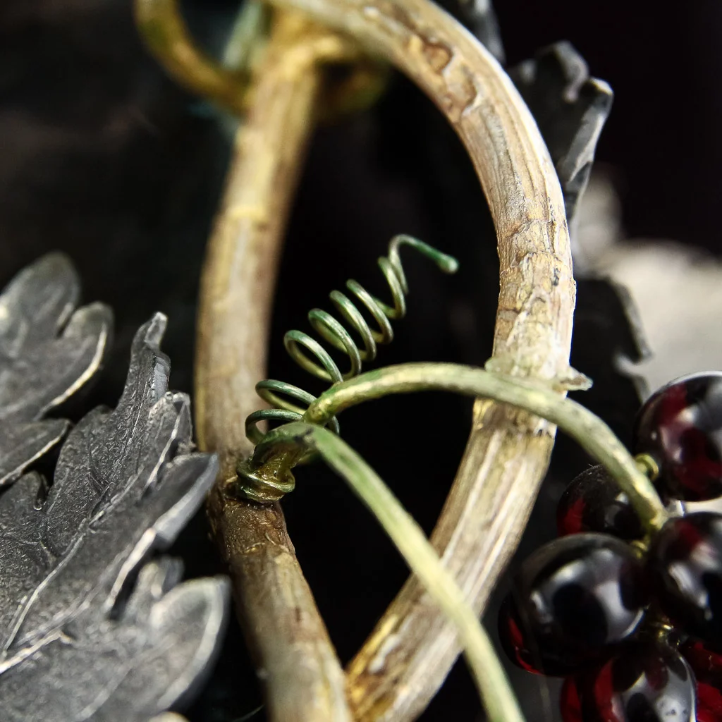 Pushkin Antiques- MODERN 20thC ITALIAN SOLID SILVER IMPRESSIVE GRAPEVINE CENTERPIECE BOWL c.1980-15.jpg