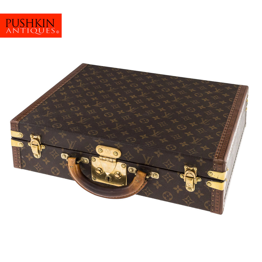Louis Vuitton Accessorie Preowned Watch box case storage, boxset, belt,  jewels, watches