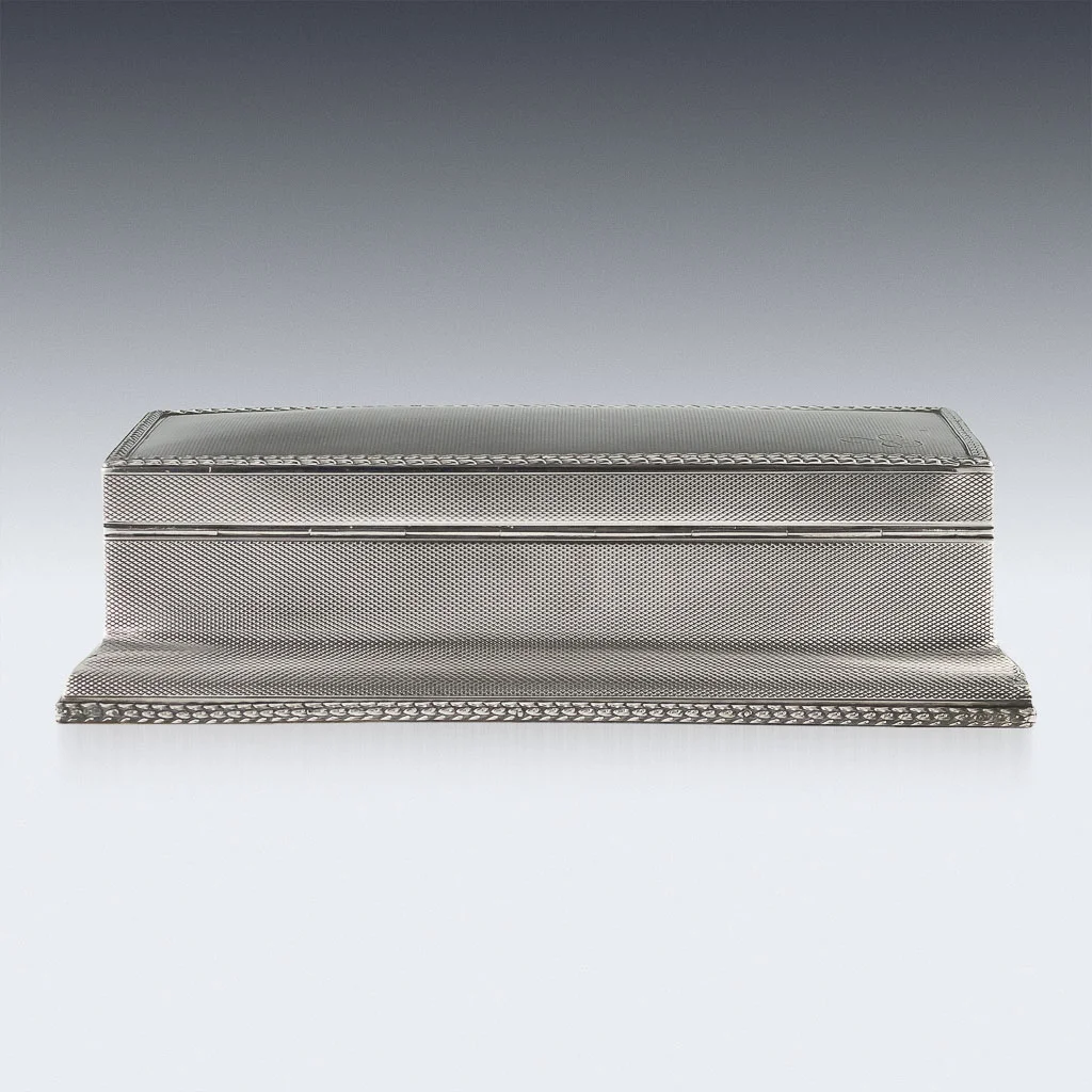 PUSHKIN ANTIQUES - ANTIQUE 20thC SOLID SILVER LARGE CIGAR BOX, WRIGHT & DAVIES, LONDON c.1927 - 04.jpg